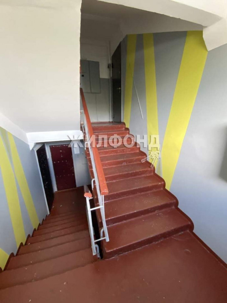2-комн квартира Автомобилистов улица, д.16