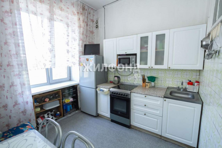 3-комн квартира Пионерский проспект, д.25