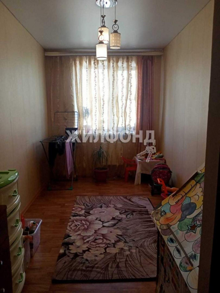 4-комн квартира Кирова улица, д.37