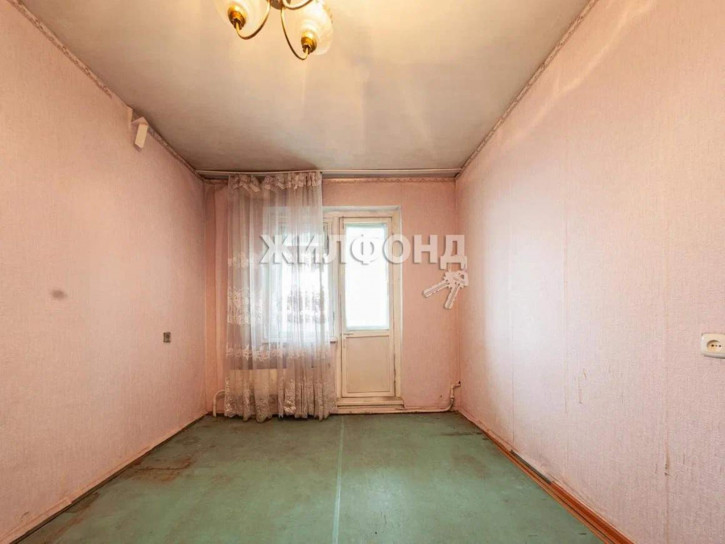 3-комн квартира Декабристов улица, д.12/1