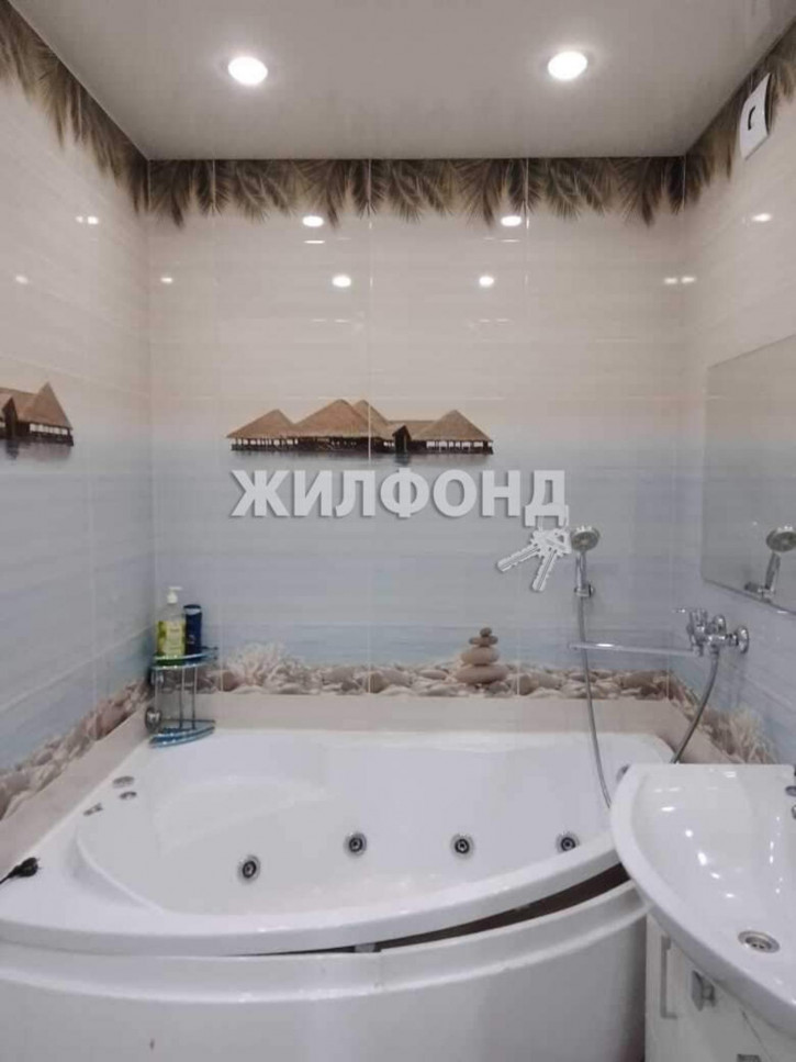 3-комн квартира 9 Мая улица, д.17Д