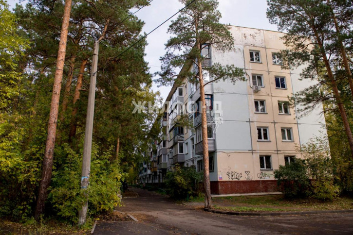 2-комн квартира Декабристов улица, д.2