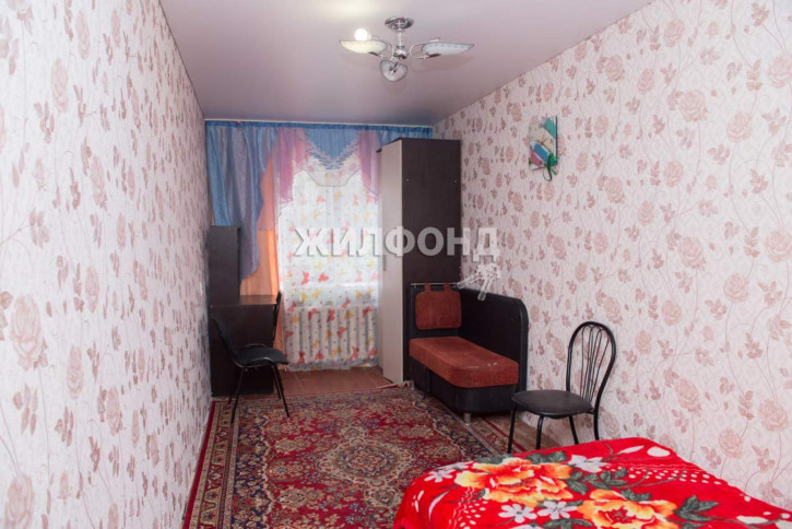3-комн квартира Льнокомбинат улица, д.15в