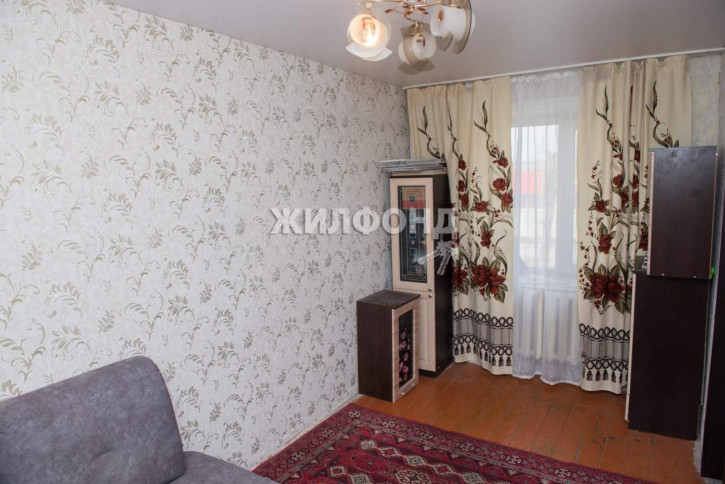 3-комн квартира Льнокомбинат улица, д.15в