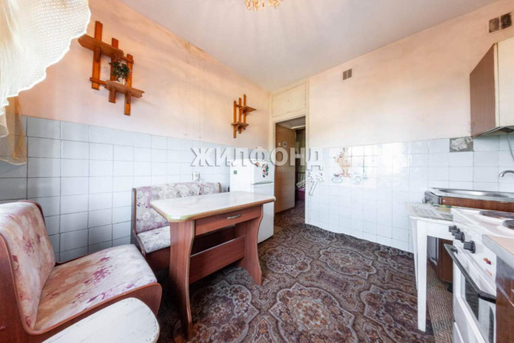 3-комн квартира Красноармейская улица, д.180