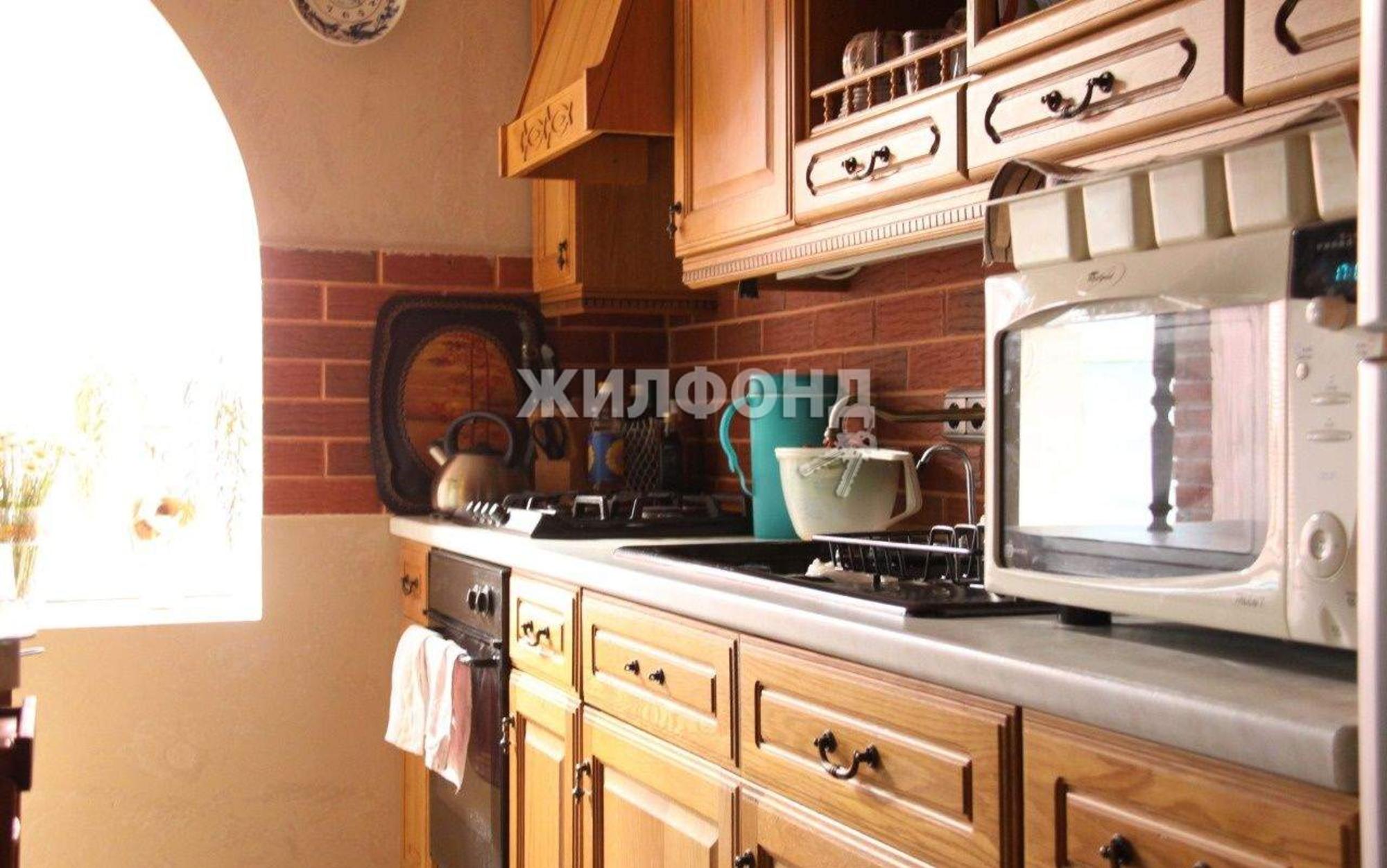 Купить квартиру за 18 000 000 рублей на Островского улица, д.9