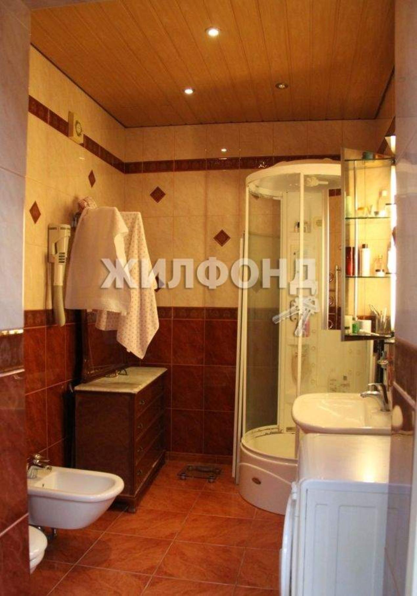 Купить квартиру за 18 000 000 рублей на Островского улица, д.9