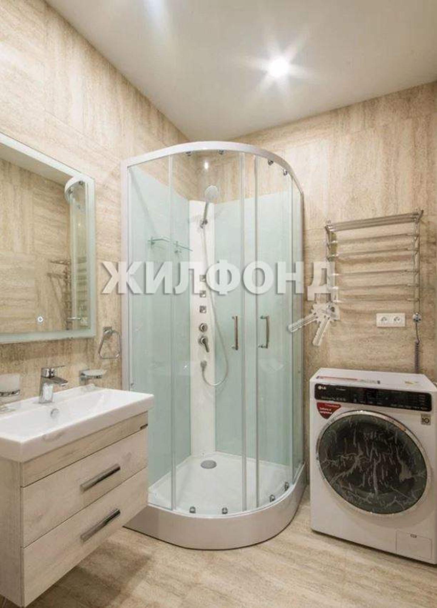 Купить квартиру за 12 000 000 рублей на Пластунская улица, д.1