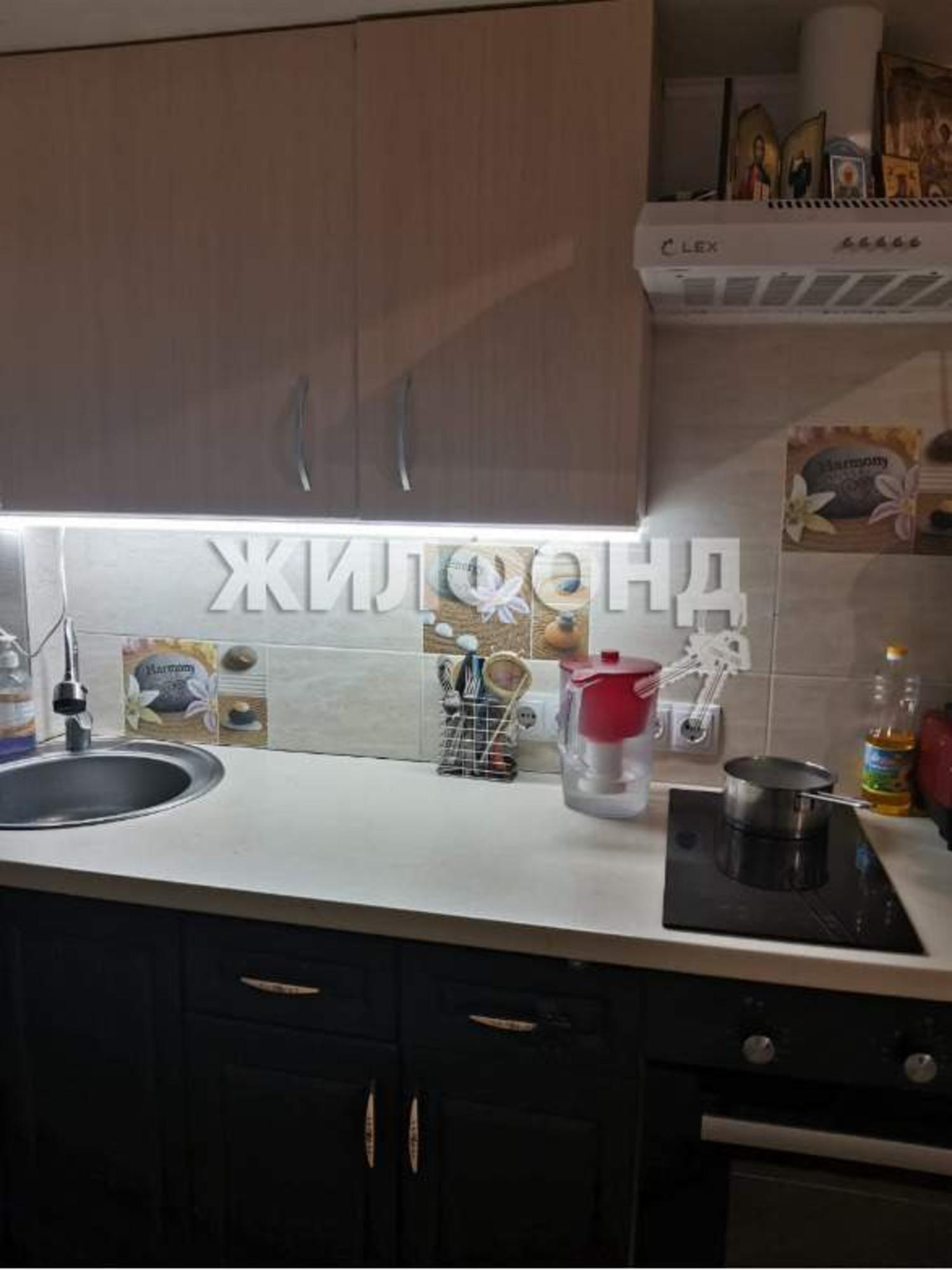 Купить квартиру за 15 500 000 рублей на Армавирская улица, д.158