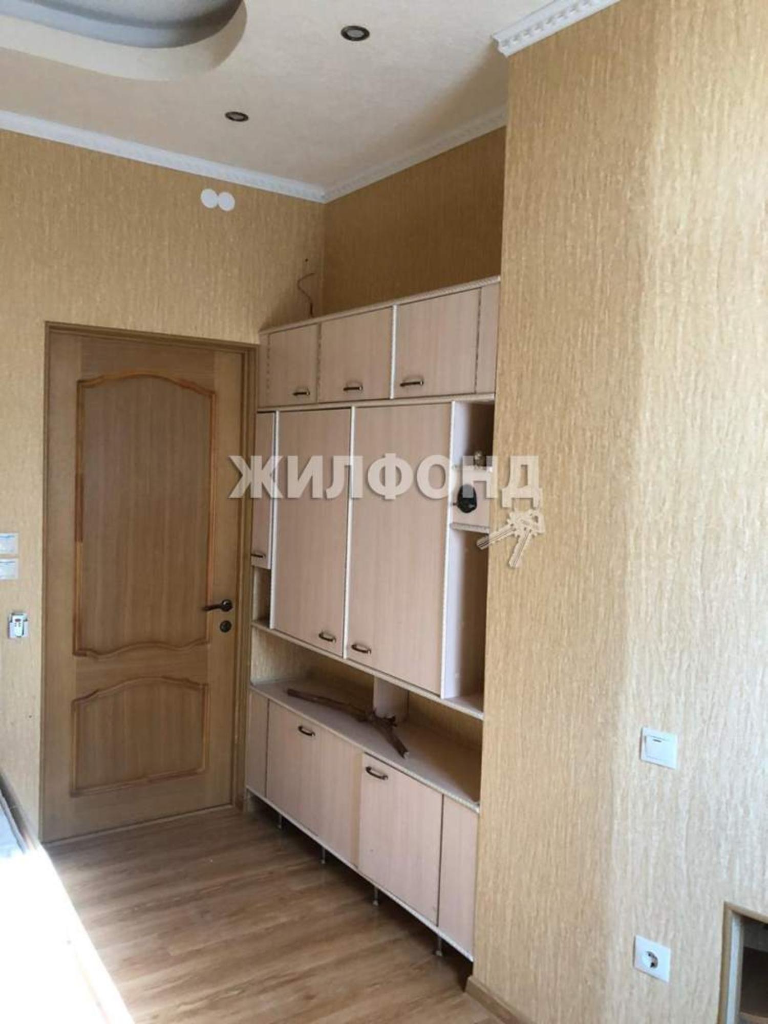 Купить квартиру за 9 000 000 рублей на Тепличная улица, д.40