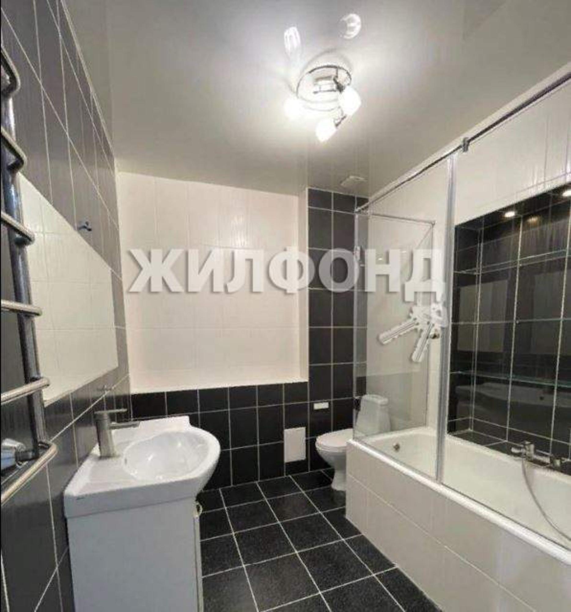 Купить квартиру за 15 000 000 рублей на Санаторная улица, д.65/6