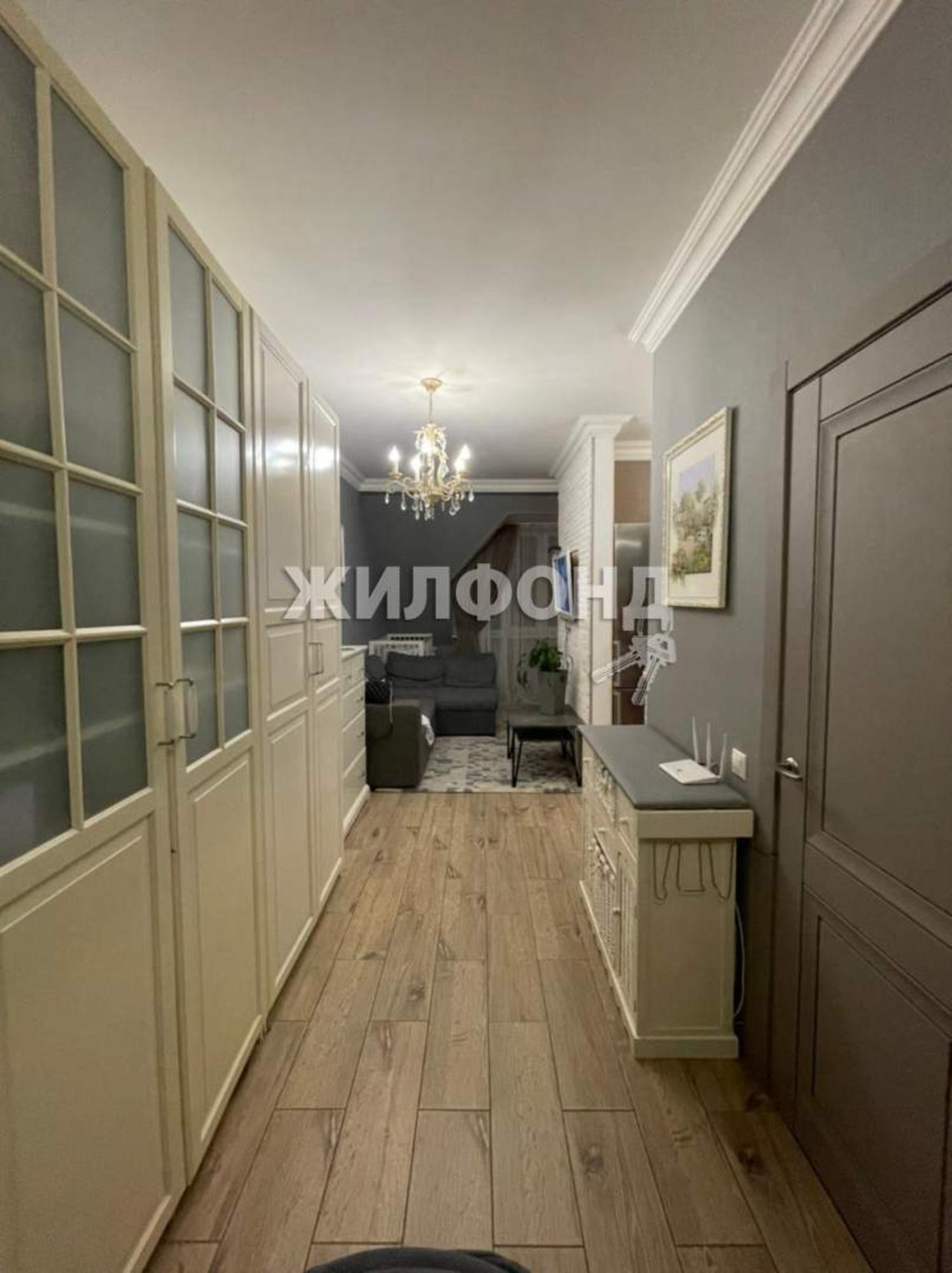 Купить студию за 10 500 000 рублей на Учительская улица, д.26