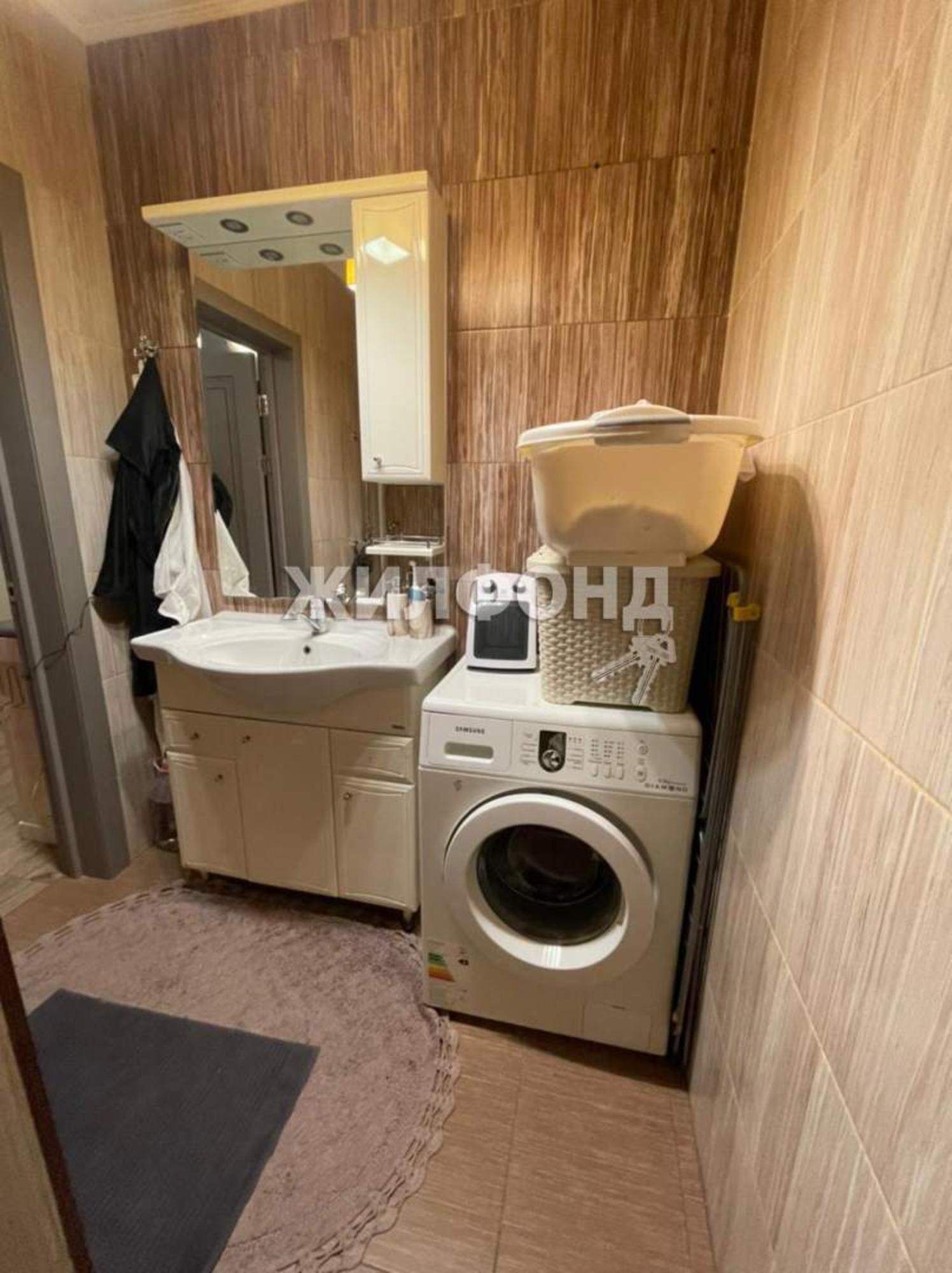 Купить студию за 10 500 000 рублей на Учительская улица, д.26