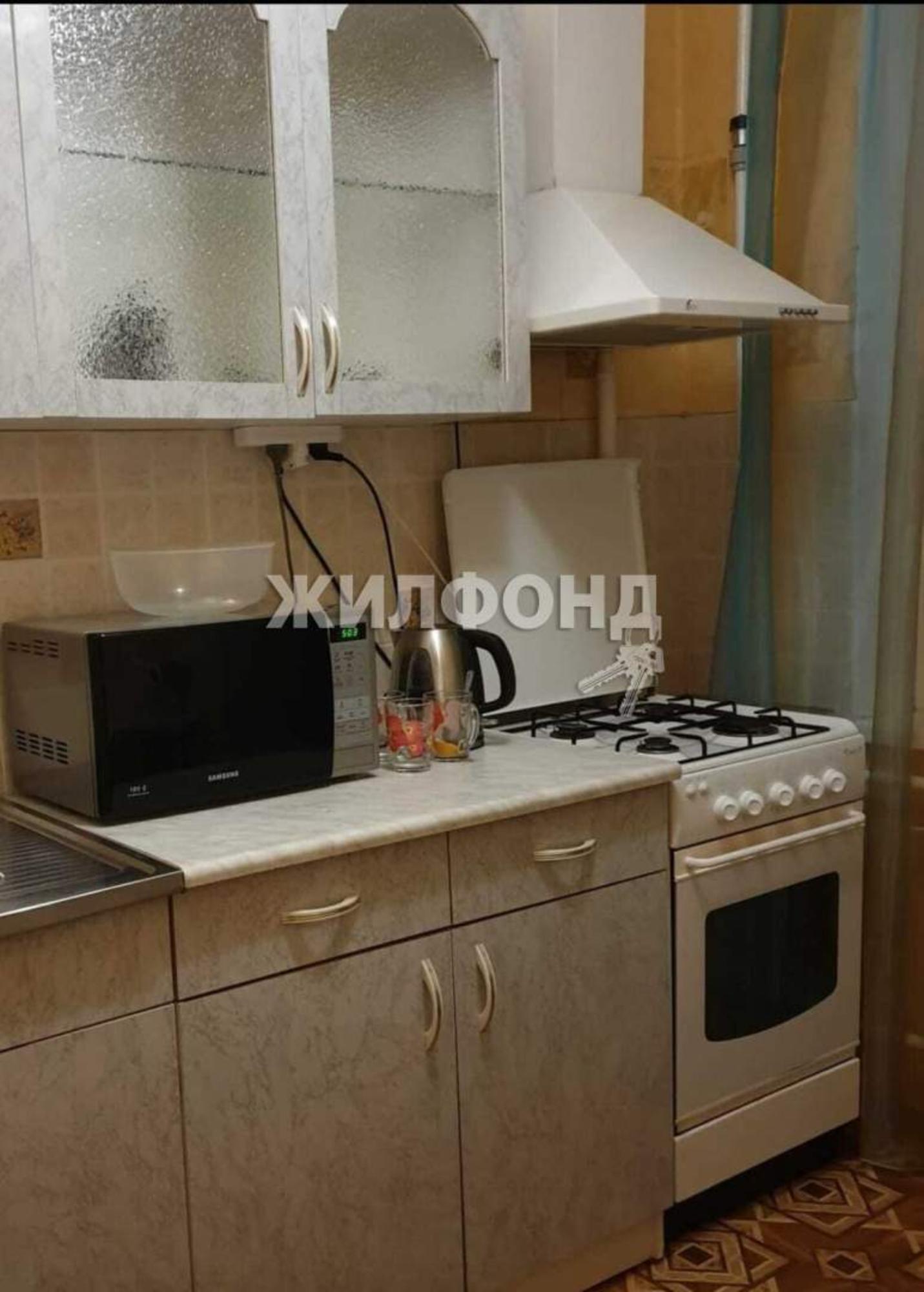 Купить квартиру за 18 500 000 рублей на Роз улица, д.54