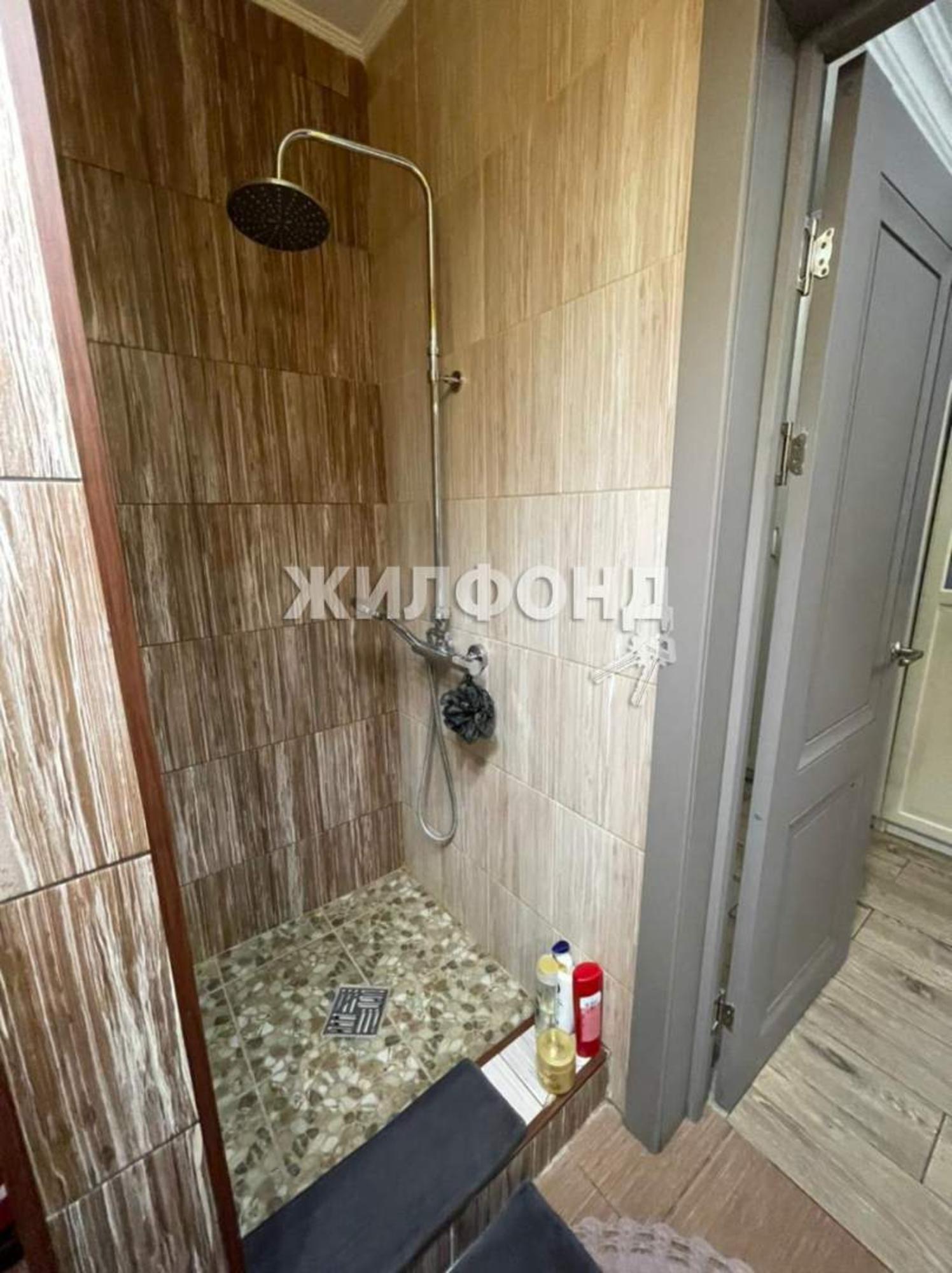 Купить студию за 10 500 000 рублей на Учительская улица, д.26