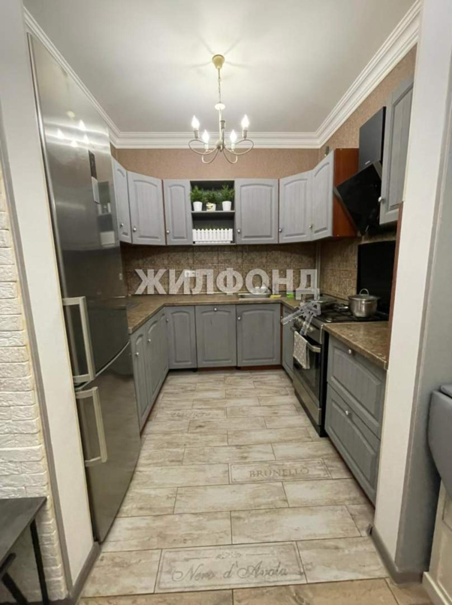 Купить студию за 10 500 000 рублей на Учительская улица, д.26