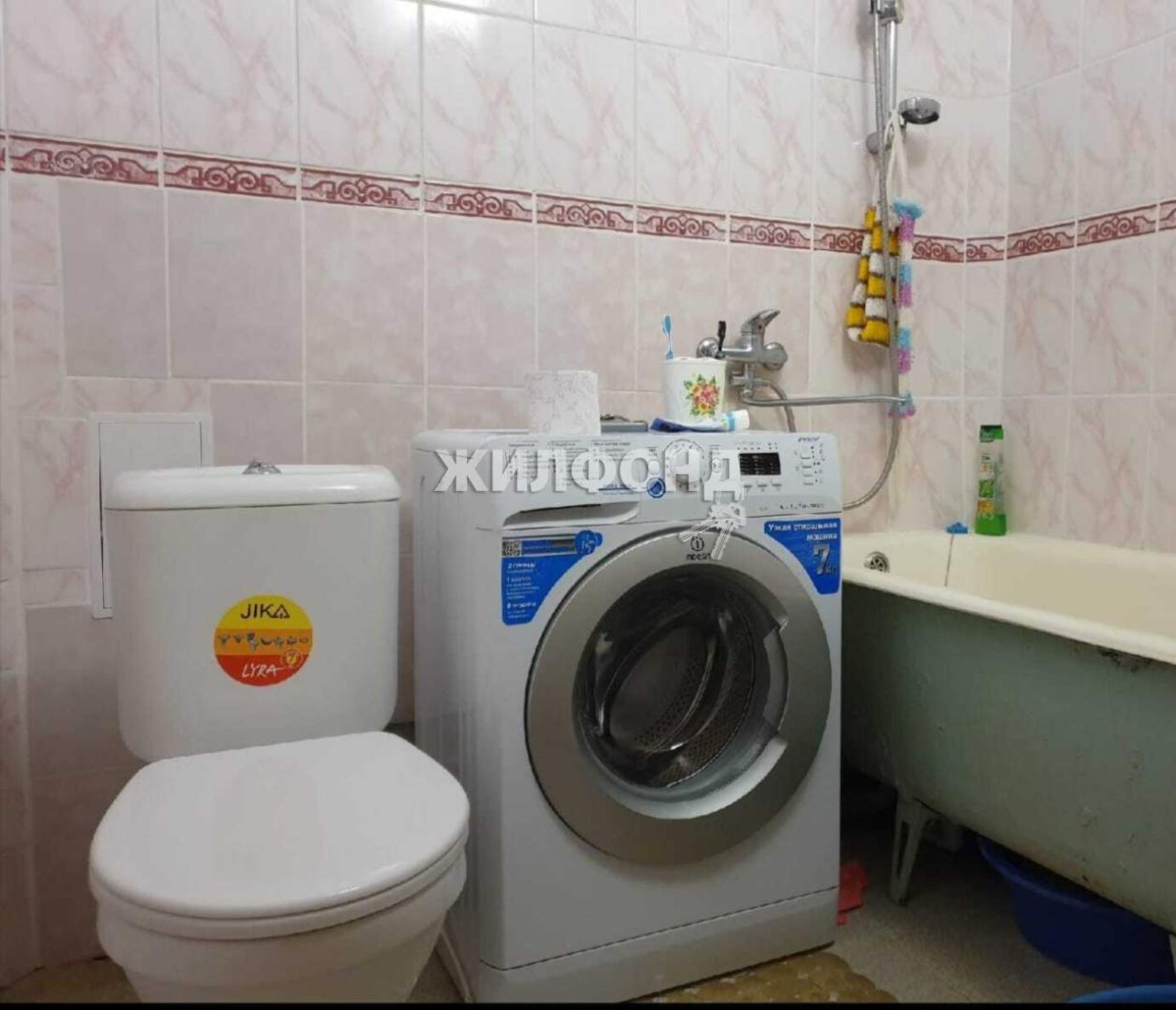 Купить квартиру за 18 500 000 рублей на Роз улица, д.54