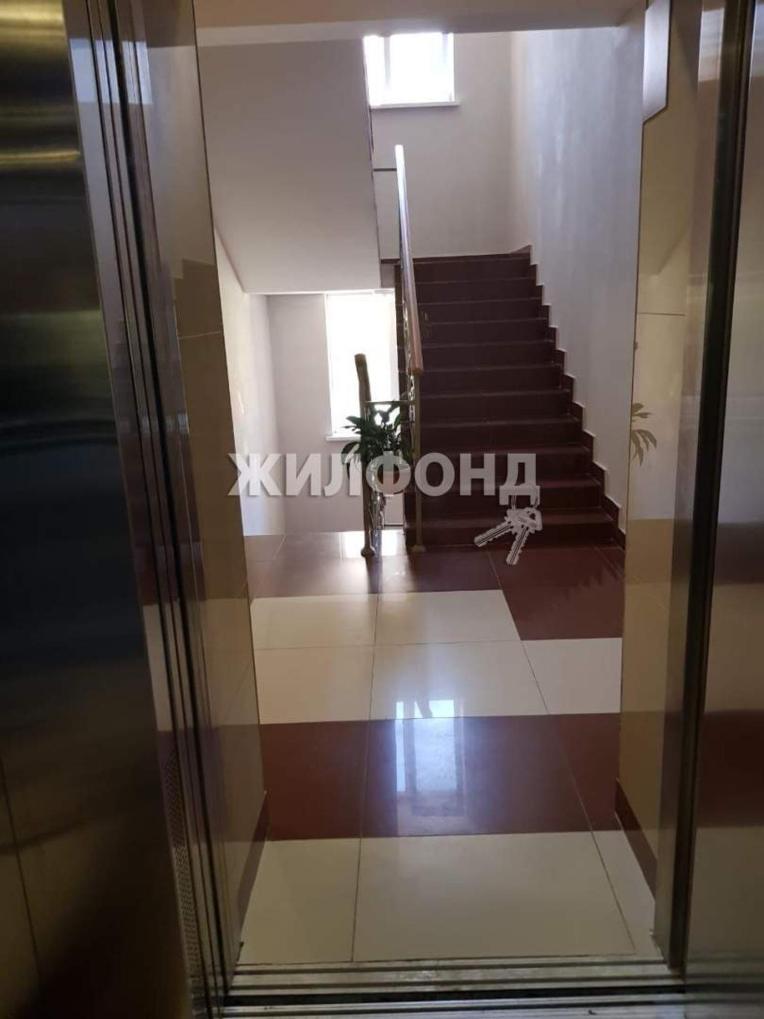 Купить квартиру за 9 000 000 рублей на Тепличная улица, д.16/1
