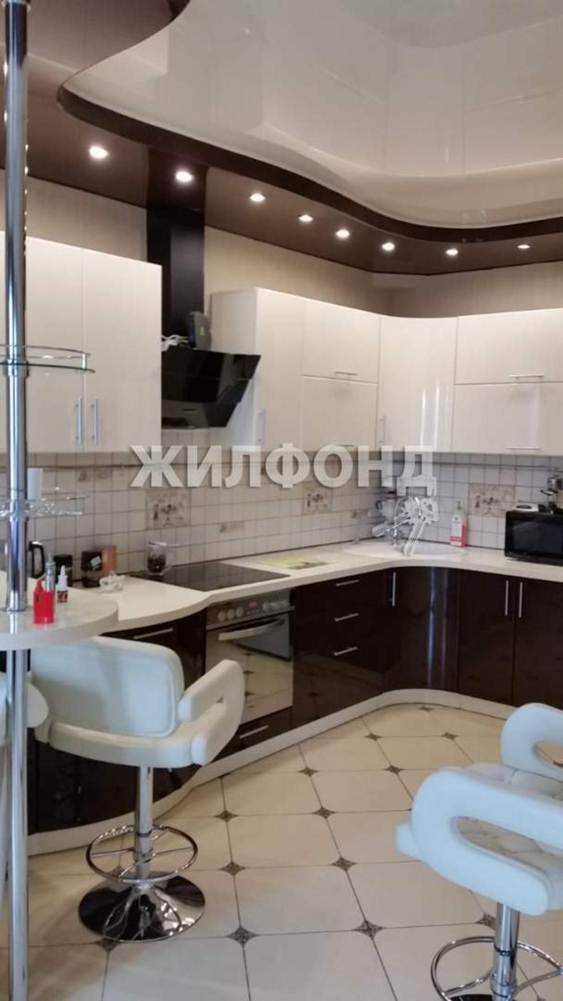 Купить квартиру за 25 000 000 рублей на Горького улица, д.87