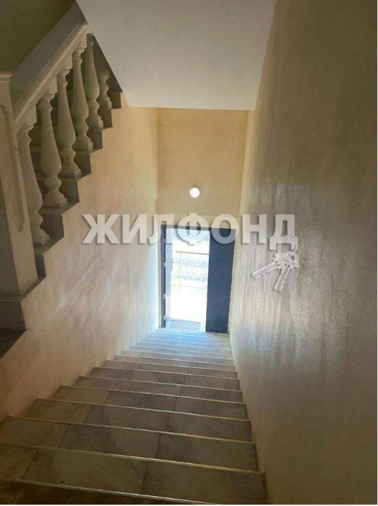 Купить квартиру за 14 000 000 рублей на Искры улица, д.2/1