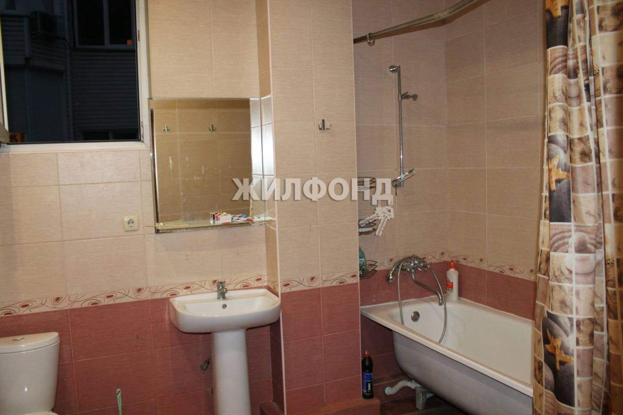 Купить квартиру за 12 400 000 рублей на Полтавская улица, д.32/10