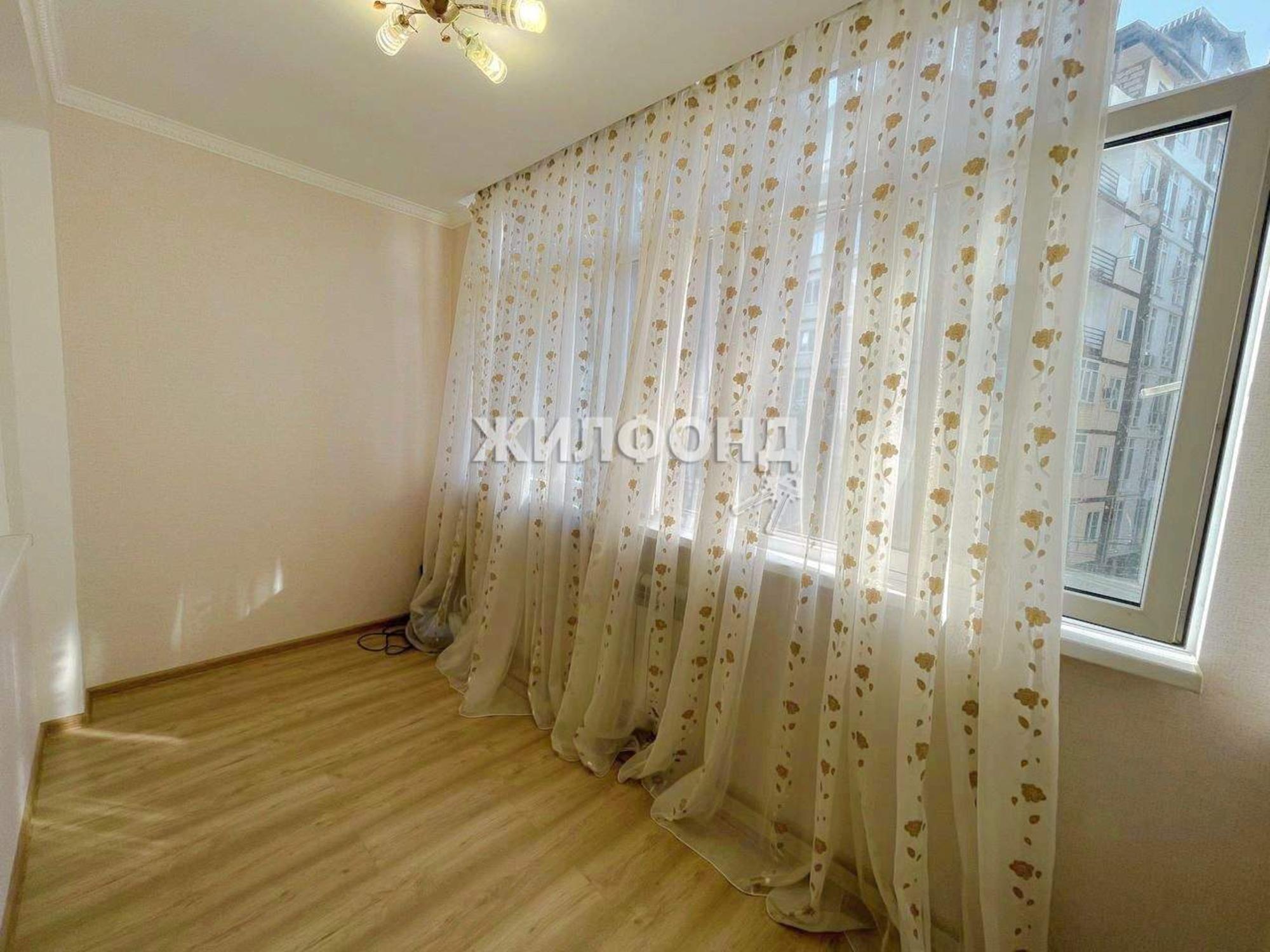 Купить квартиру за 9 000 000 рублей на Макаренко улица, д.8Б/11