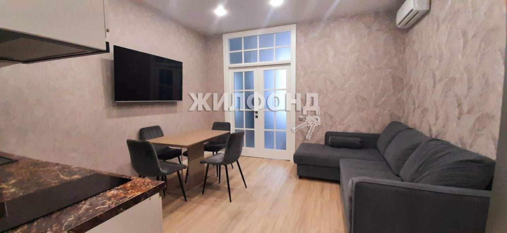 Купить квартиру за 11 245 000 рублей на Молокова улица, д.1