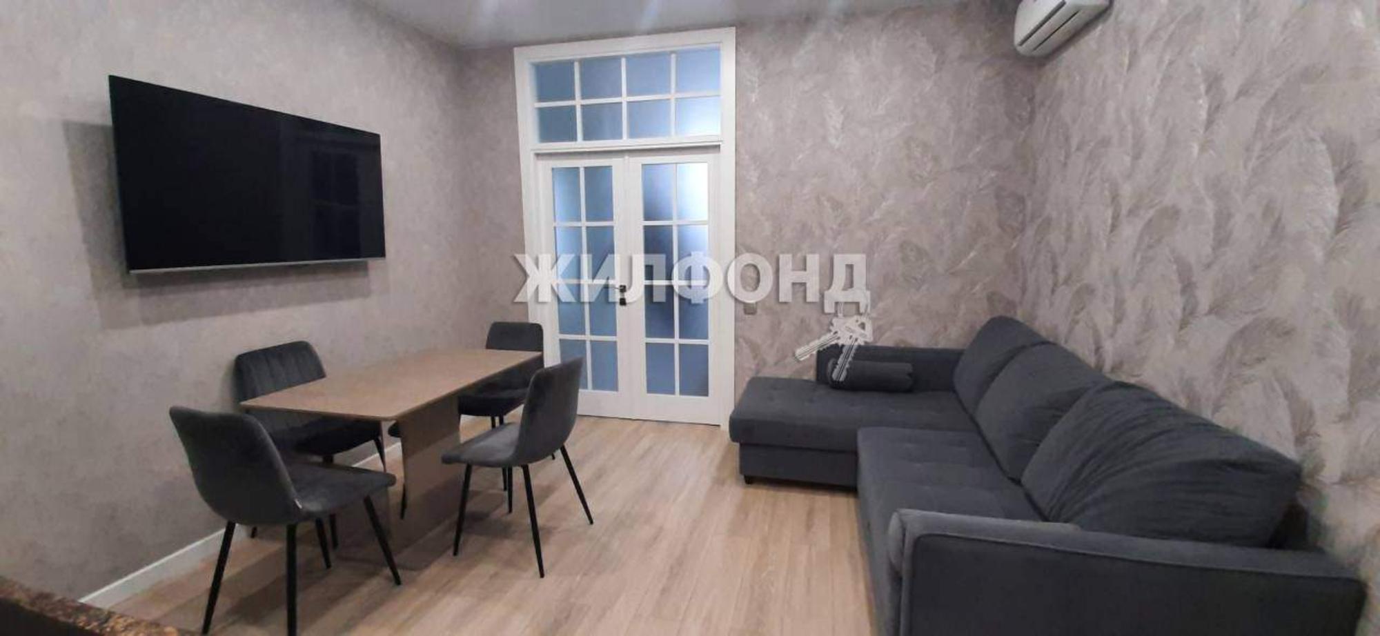 Купить квартиру за 11 245 000 рублей на Молокова улица, д.1