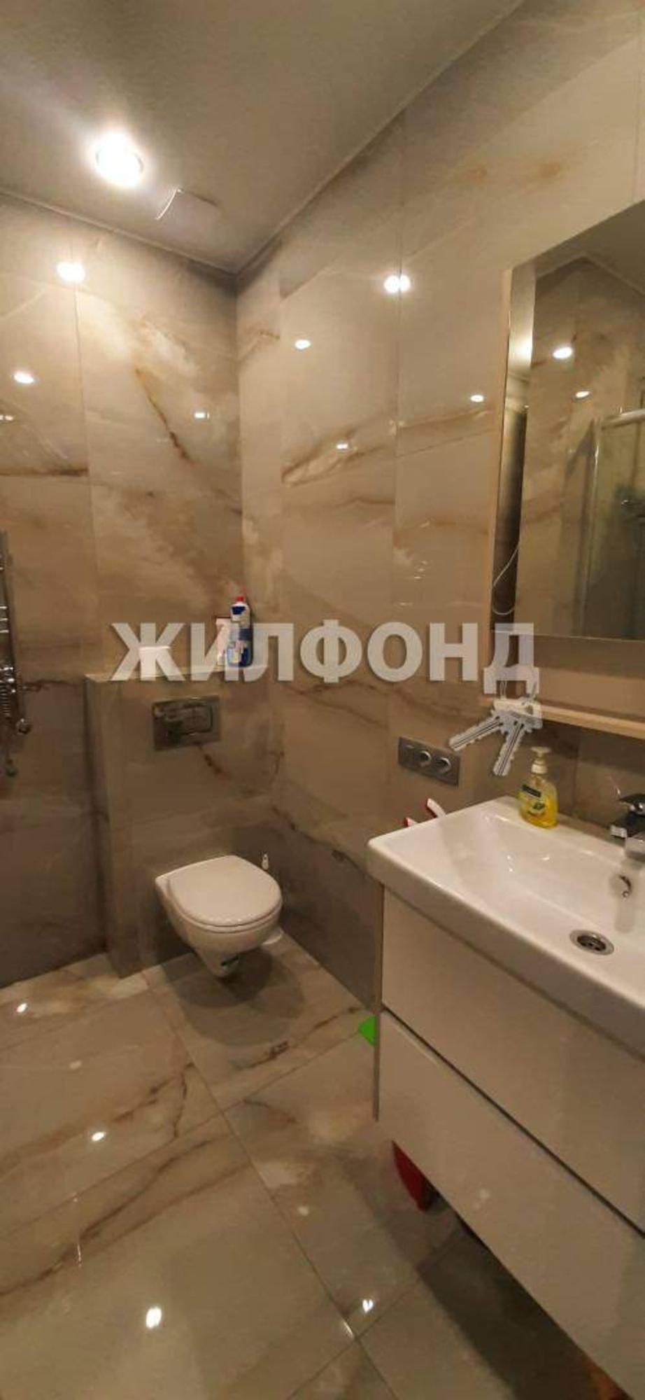 Купить квартиру за 13 000 000 рублей на Молокова улица, д.1