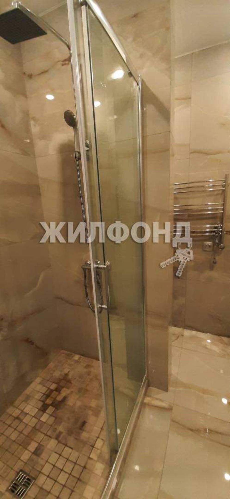 Купить квартиру за 13 000 000 рублей на Молокова улица, д.1