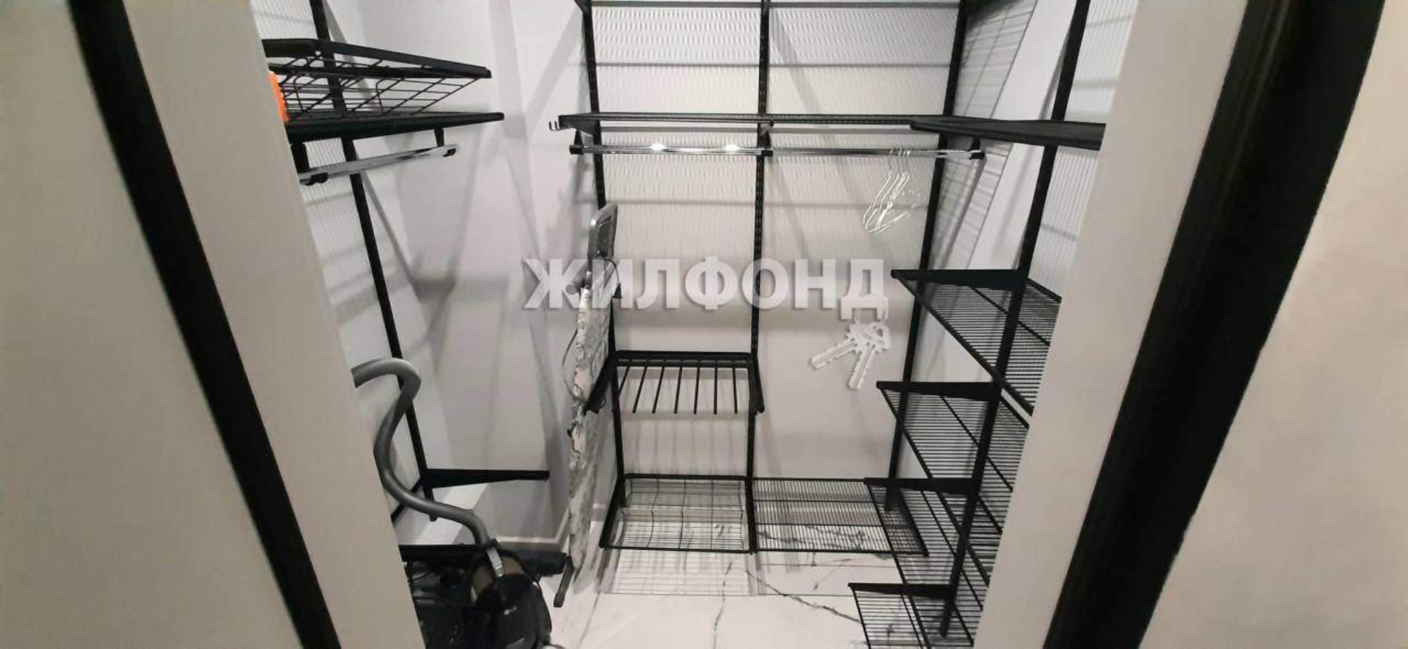Купить квартиру за 40 000 000 рублей на Гагринская улица, д.3/8