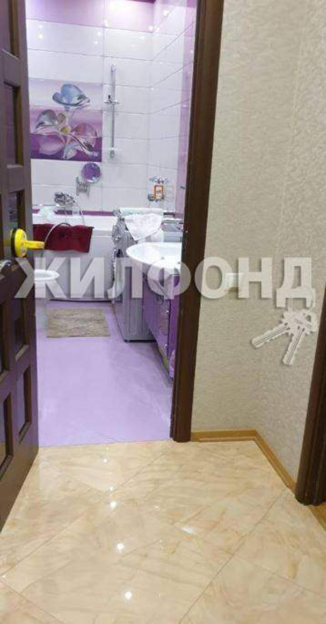 Купить квартиру за 45 000 000 рублей на Полтавская улица, д.52