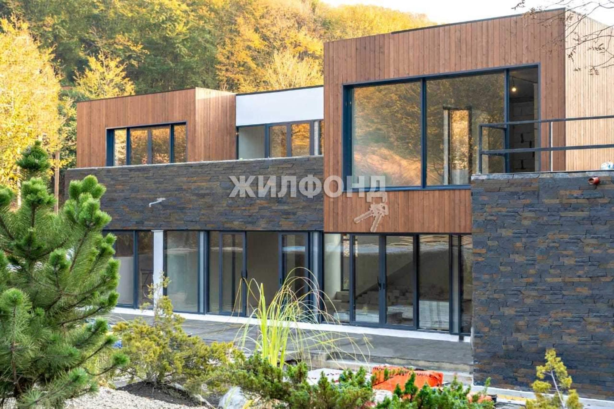 Купить дачу, дом, коттедж за 49 000 000 рублей на Петрозаводская улица