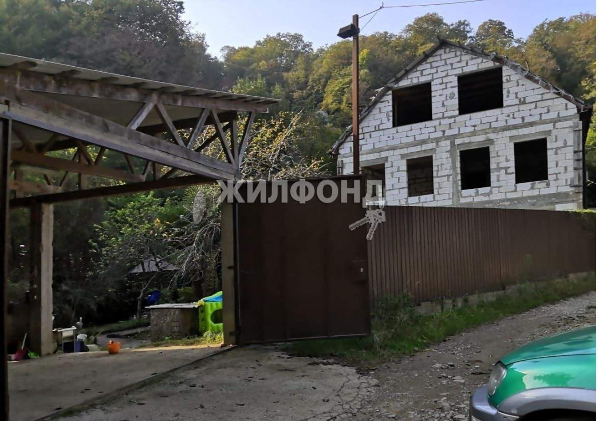 Купить дачу, дом, коттедж за 21 000 000 рублей на Земляничная улица