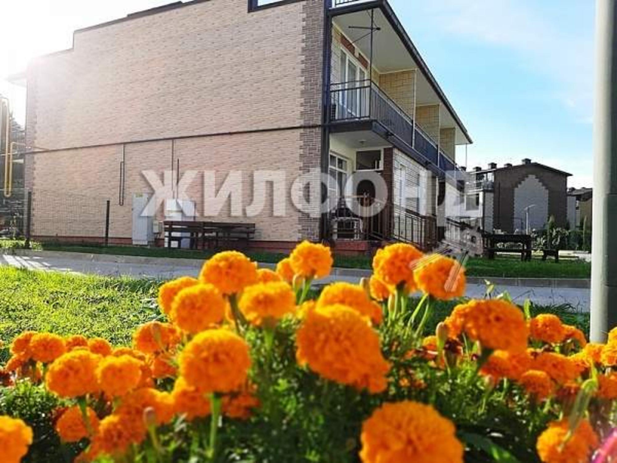 Купить дачу, дом, коттедж за 22 450 000 рублей на Львовская ул.