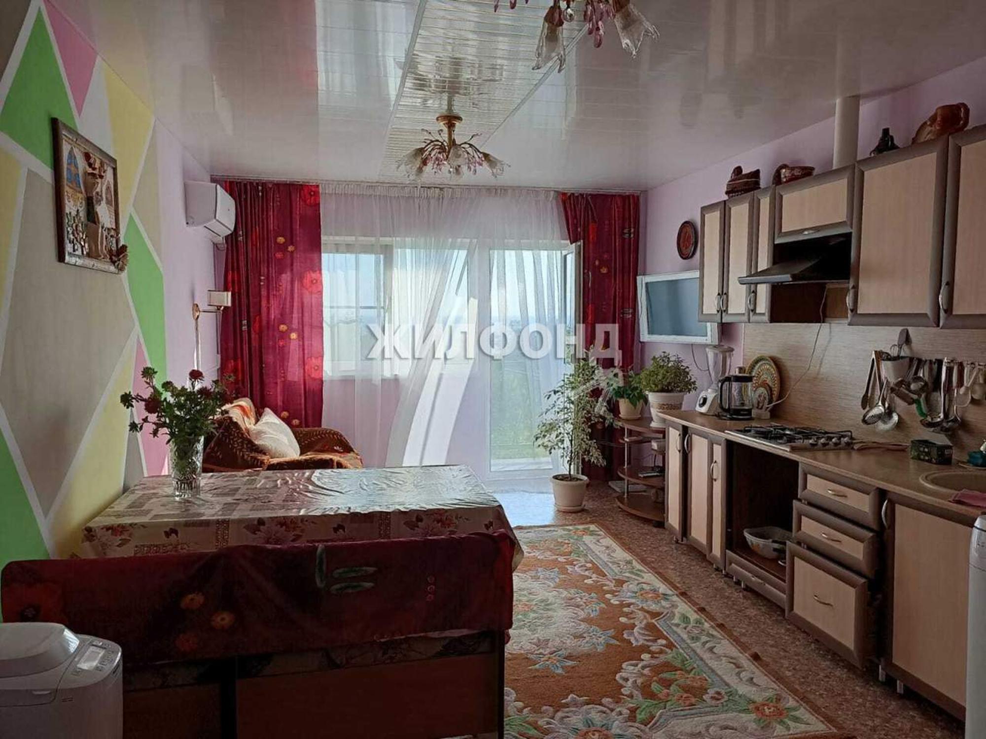 Купить дачу, дом, коттедж за 17 000 000 рублей на Весенняя улица