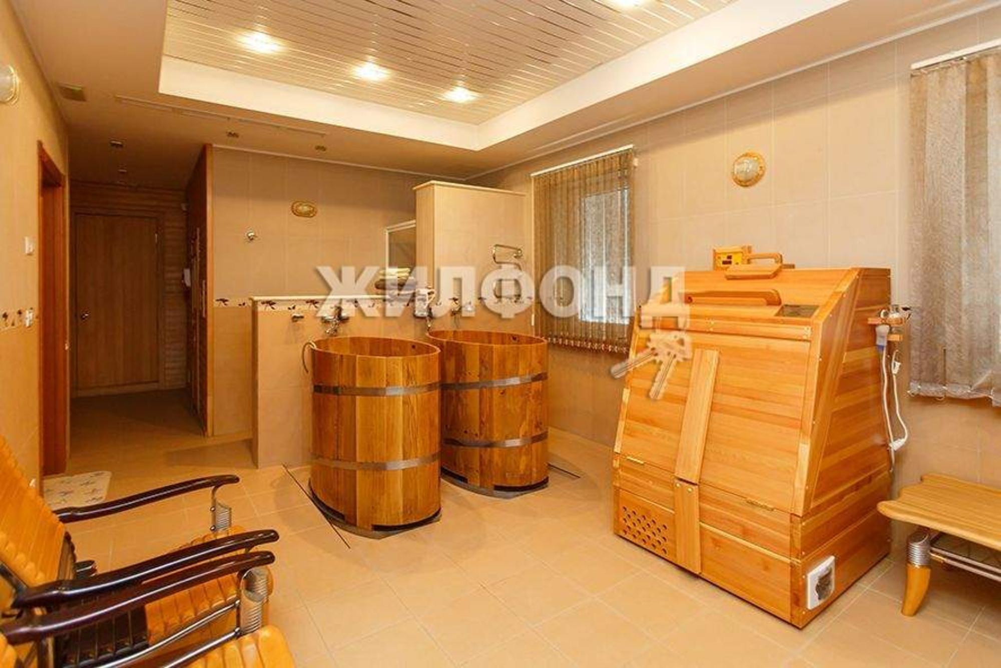Купить дачу, дом, коттедж за 95 000 000 рублей на Чекменева улица