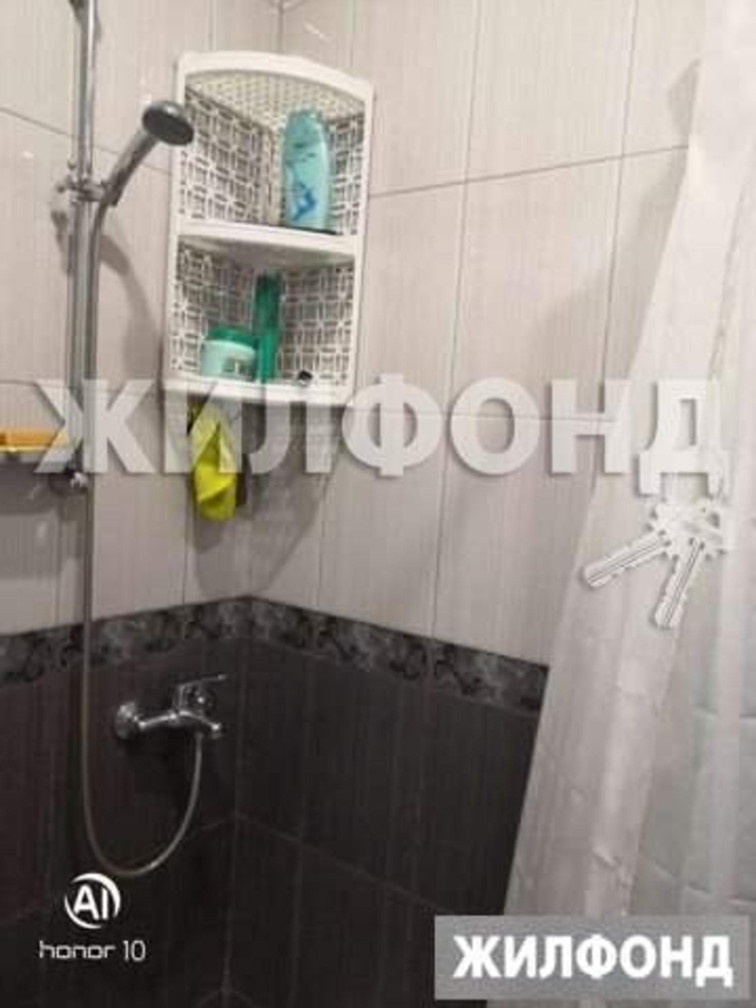 Купить комнату за 10 400 000 рублей на Чекменева улица, д.28б