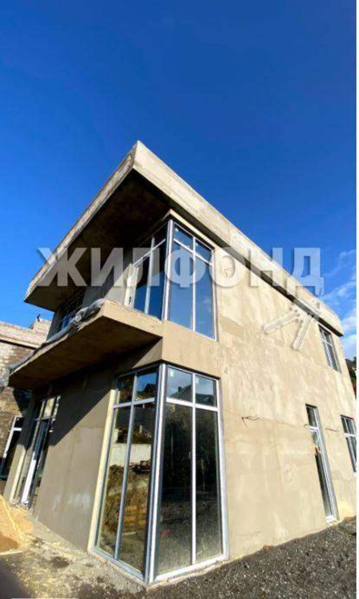 Купить дачу, дом, коттедж за 22 000 000 рублей на Светогорская улица