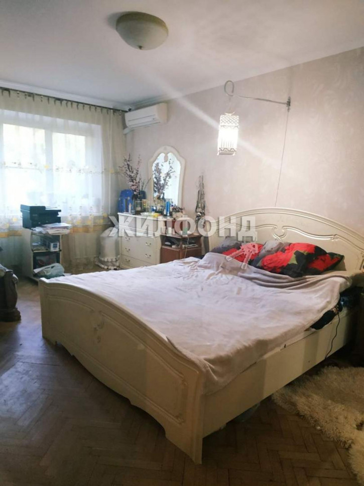 3-комн квартира Строительный переулок, д.1