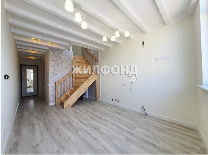 2-комн квартира Верхняя Лысая гора улица, д.10Г