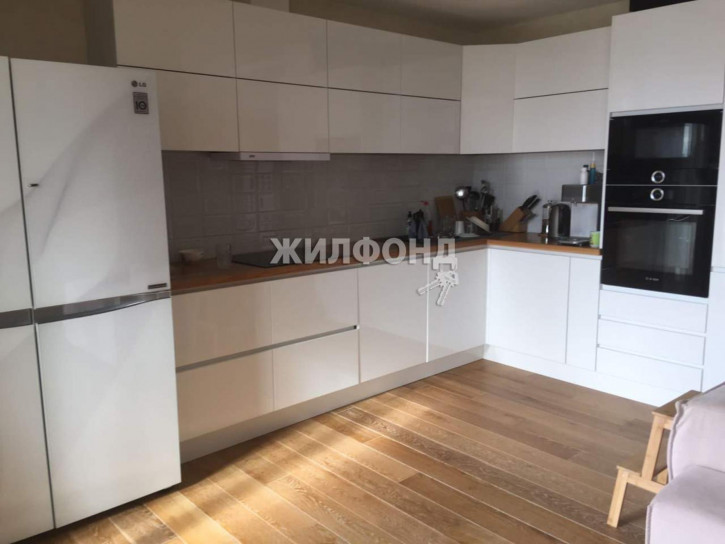 3-комн квартира Ленина улица, д.219
