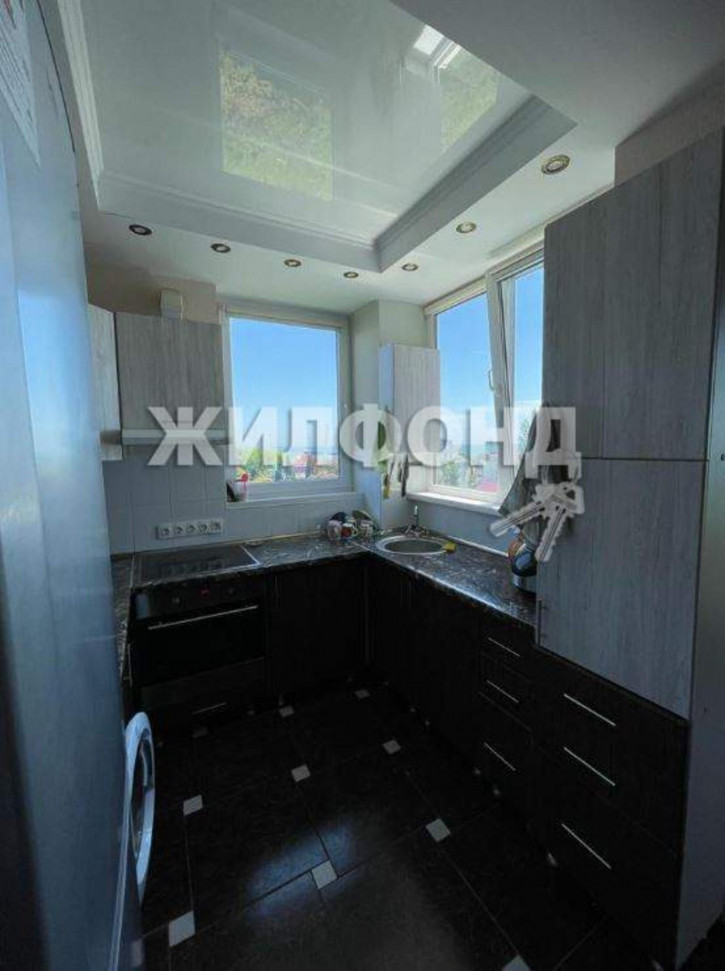 4-комн квартира Цветочная улица, д.44/3