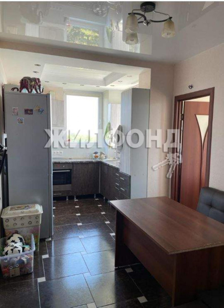 4-комн квартира Цветочная улица, д.44/3
