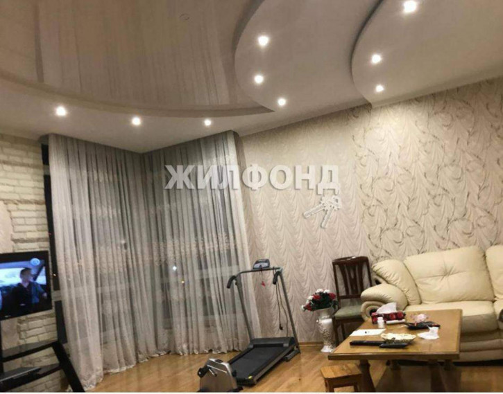 4-комн квартира Полтавская улица, д.52