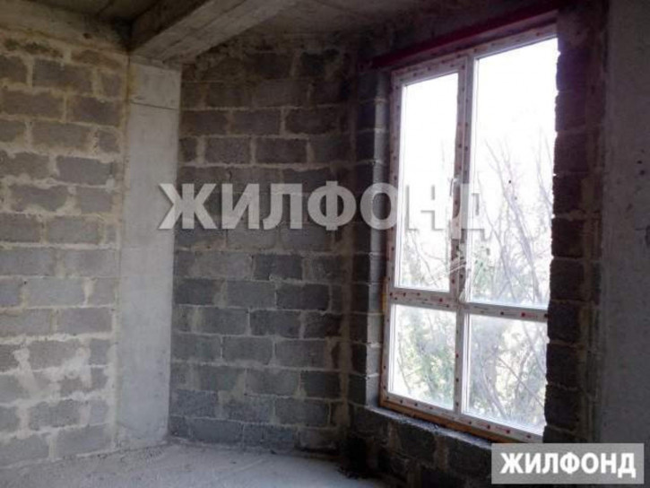 2-комн квартира Туренко улица, д.32А