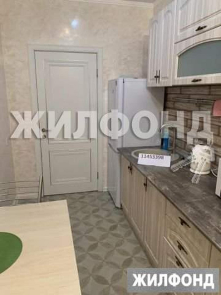 3-комн квартира Бамбуковая улица, д.42А