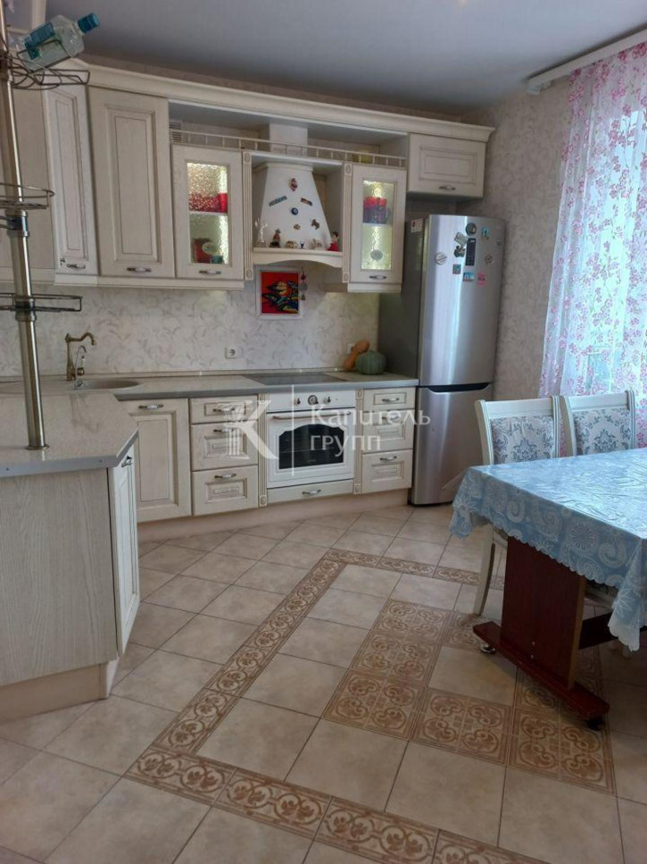 3-комн квартира ул Широтная, 209