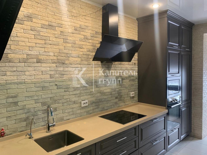 3-комн квартира Таврическая улица, 9к1