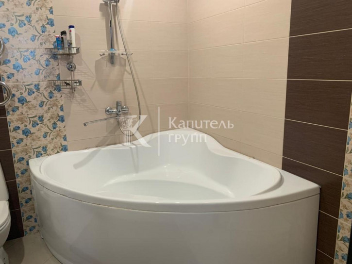 3-комн квартира Таврическая улица, 9к1